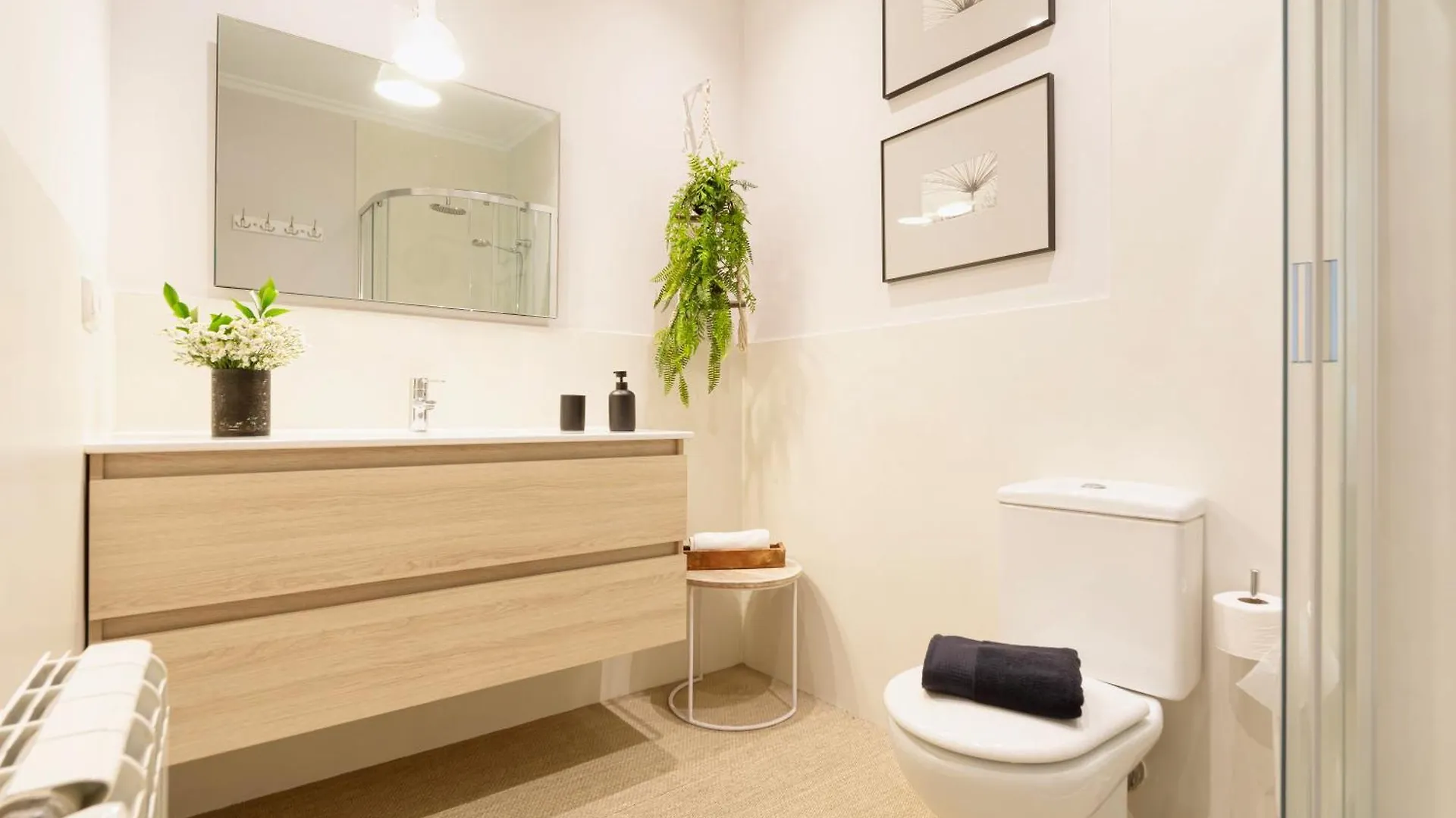 Apartment San Sebastian City Center⎮3 Bedrooms⎮Free Wifi Spain